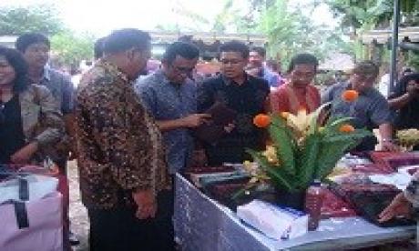Pasar Rakyat Densel Tahun 2011