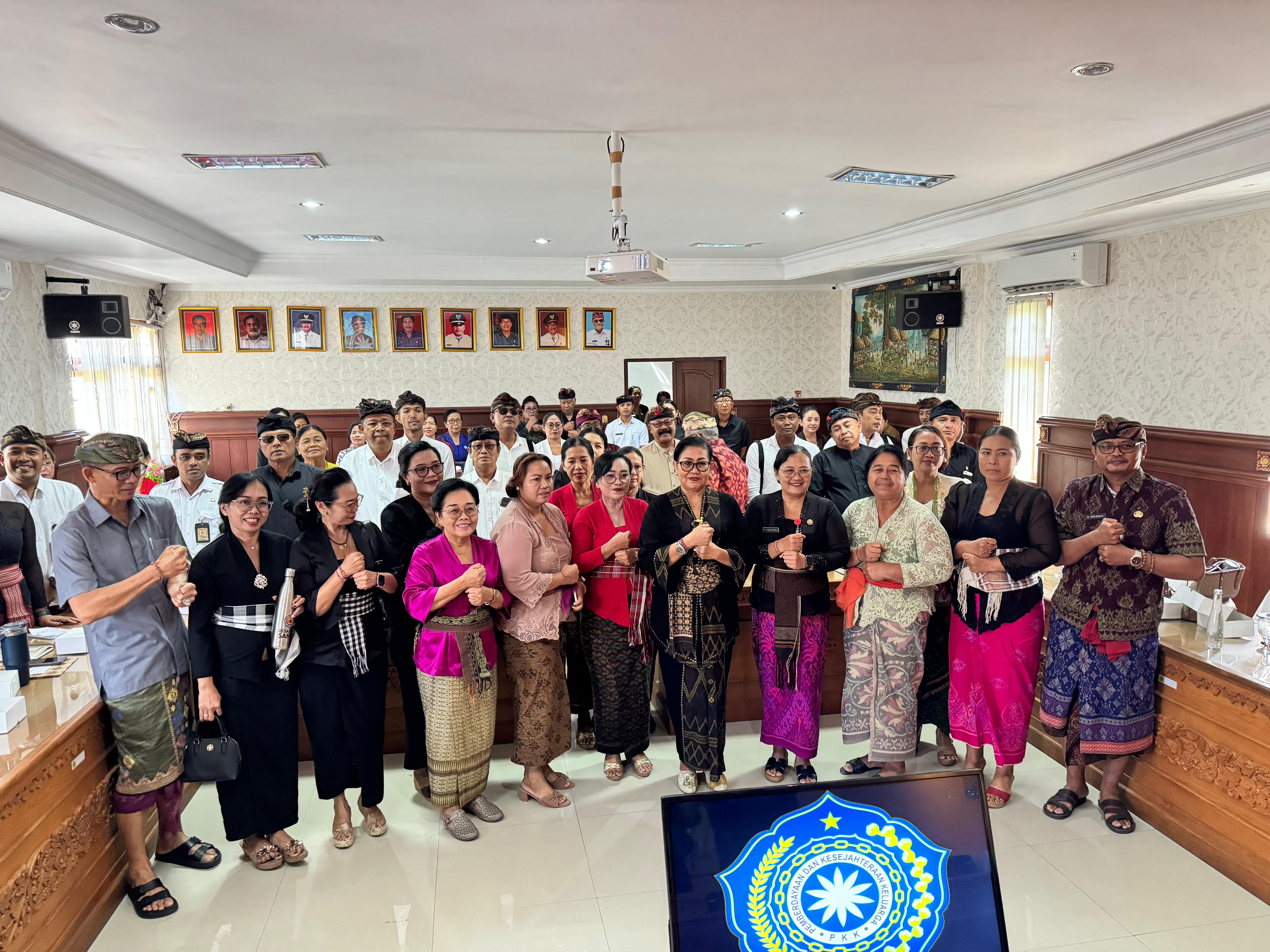 Wujudkan Bali Bersih dan Bebas Sampah, TP PKK Provinsi Bali Gelar Sosialisasi PSBS di Denpasar Selatan